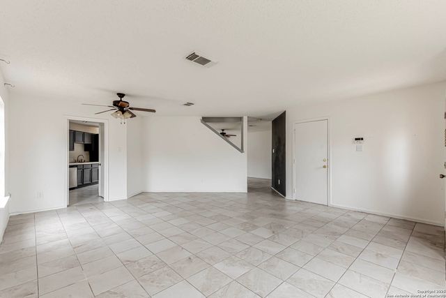 5615 Camry Springs, San Antonio, TX 78251