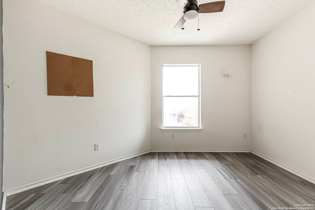 5615 Camry Springs, San Antonio, TX 78251