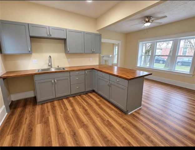 2018 35th Street, Kansas City, MO 64109