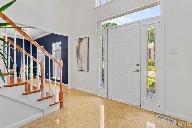 16611 Highland Summit Drive, Ballwin, MO 63011