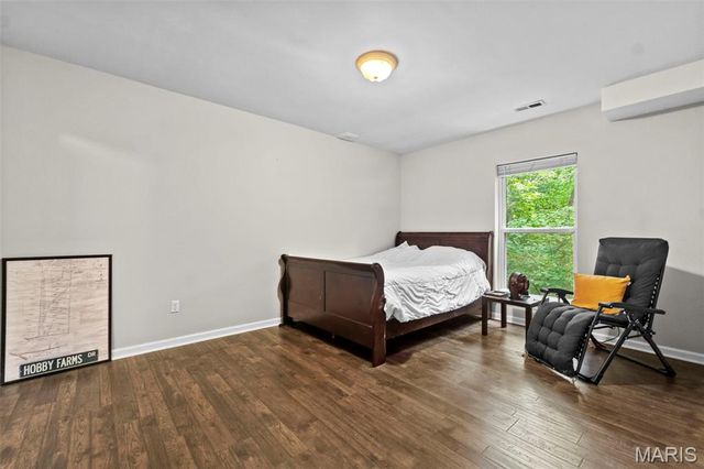 16611 Highland Summit Drive, Ballwin, MO 63011