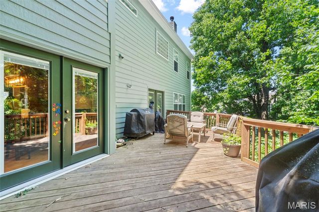 16611 Highland Summit Drive, Ballwin, MO 63011