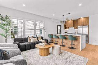 11 Bonner Ave, Medford, MA 02155