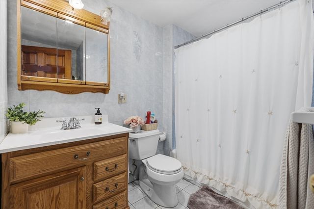 54 Edgemont Rd, Braintree, MA 02184