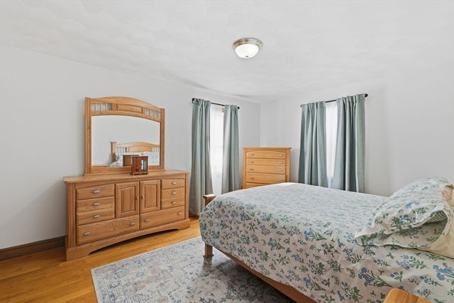 54 Edgemont Rd, Braintree, MA 02184