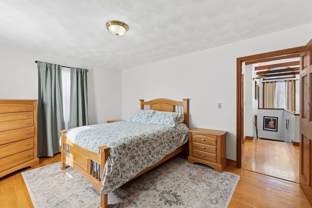 54 Edgemont Rd, Braintree, MA 02184