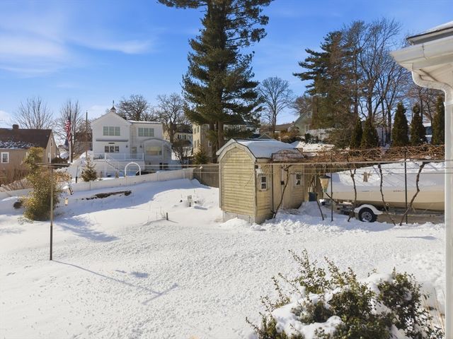 54 Edgemont Rd, Braintree, MA 02184