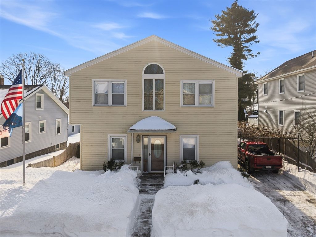 54 Edgemont Rd, Braintree, MA 02184