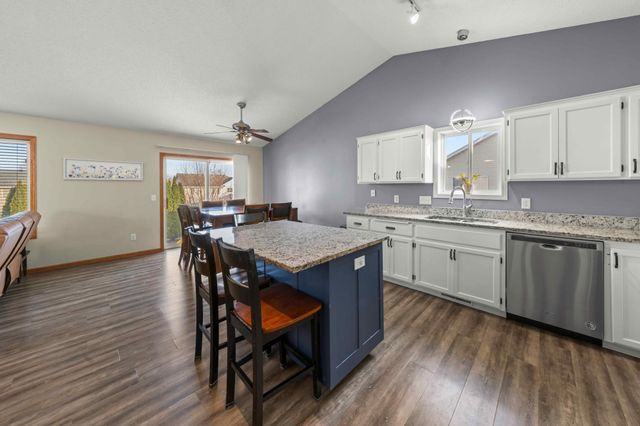 18704 Easton Avenue, Farmington, MN 55024