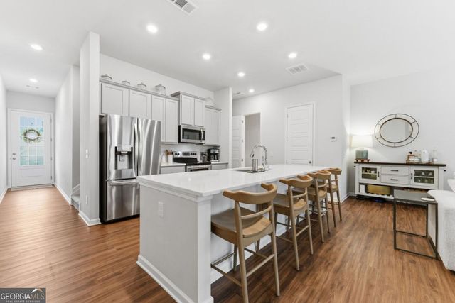 487 Bishop Lane, Woodstock, GA 30188