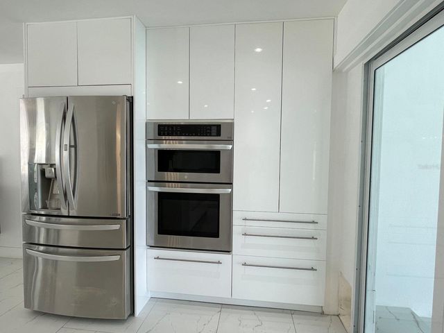 11180 9TH STREET E, Treasure Island, FL 33706