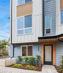 223 NE 75th Street, Seattle, WA 98115