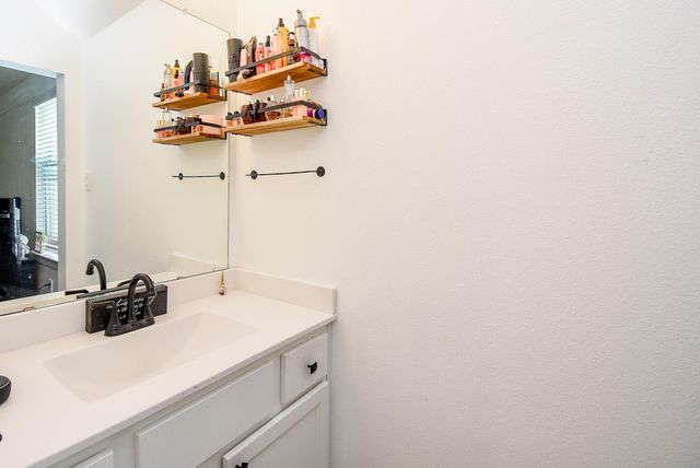 23620 Olive Creek Lane, New Caney, TX 77357