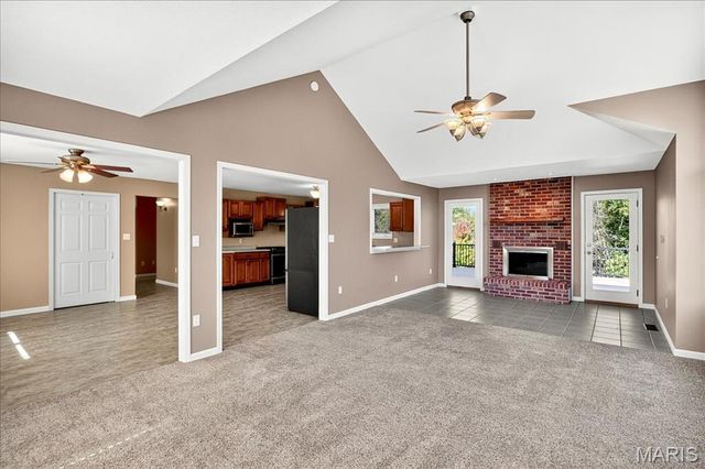 3567 Sweet Briar Lane, Columbia, IL 62236