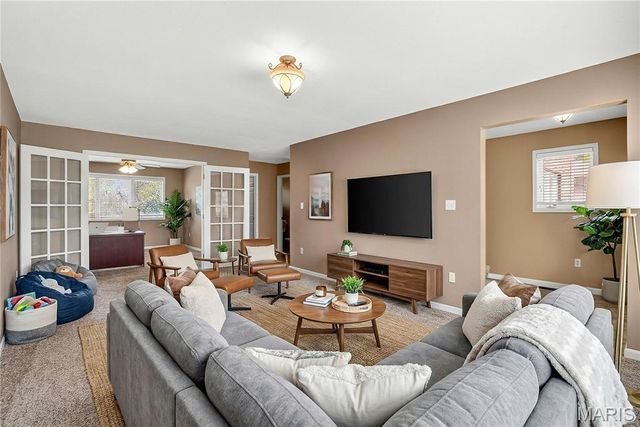 3567 Sweet Briar Lane, Columbia, IL 62236