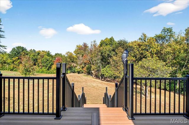 3567 Sweet Briar Lane, Columbia, IL 62236