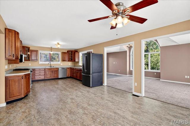 3567 Sweet Briar Lane, Columbia, IL 62236