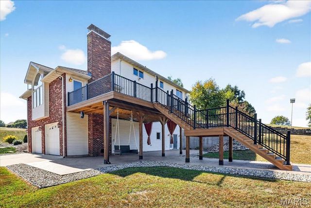 3567 Sweet Briar Lane, Columbia, IL 62236