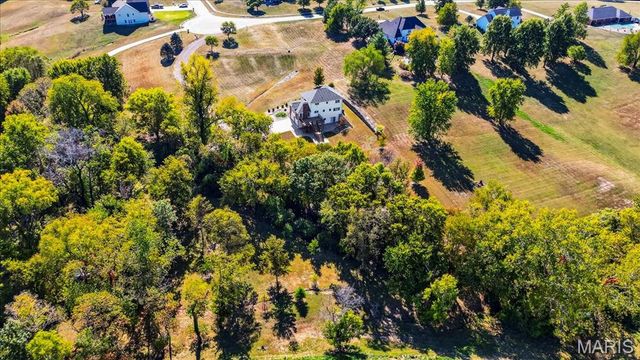 3567 Sweet Briar Lane, Columbia, IL 62236