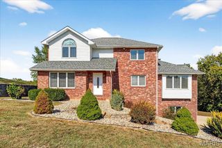 3567 Sweet Briar Lane, Columbia, IL 62236