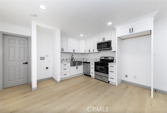 10 W Trafford Street, Long Beach, CA 90805