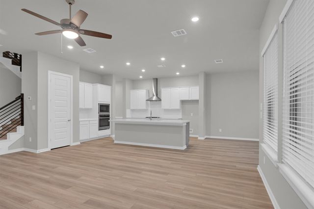 356 Summer Place Drive, Montgomery, TX 77356