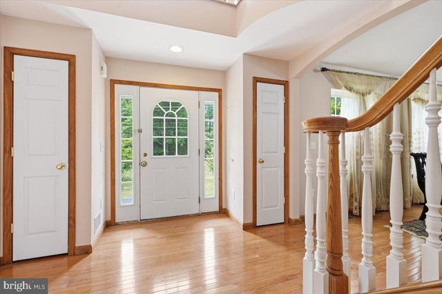 63 FOX HILL RD, Albrightsville, PA 18210