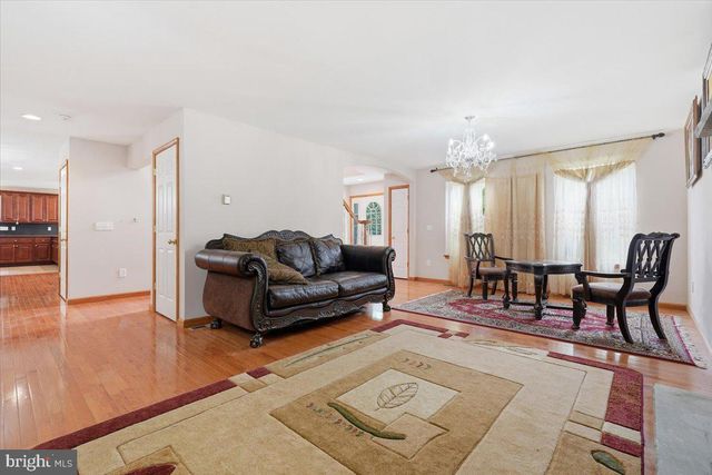 63 FOX HILL RD, Albrightsville, PA 18210