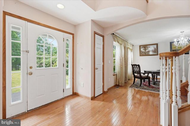 63 FOX HILL RD, Albrightsville, PA 18210