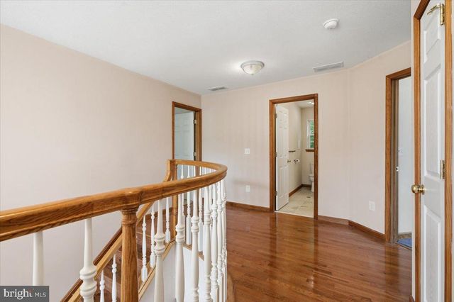 63 FOX HILL RD, Albrightsville, PA 18210