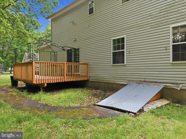 63 FOX HILL RD, Albrightsville, PA 18210