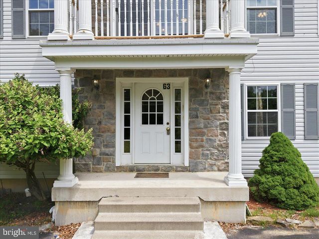 63 FOX HILL RD, Albrightsville, PA 18210