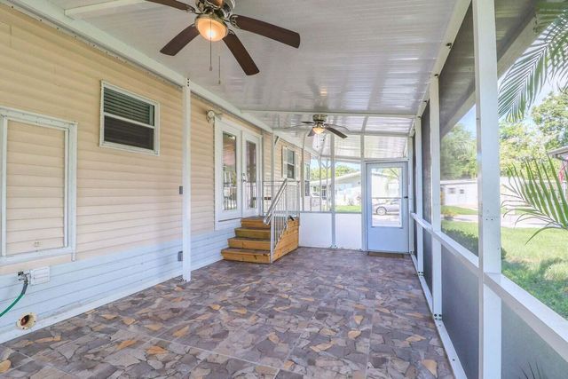 3 Espanola Lane, Port St. Lucie, Port St Lucie, FL 34952