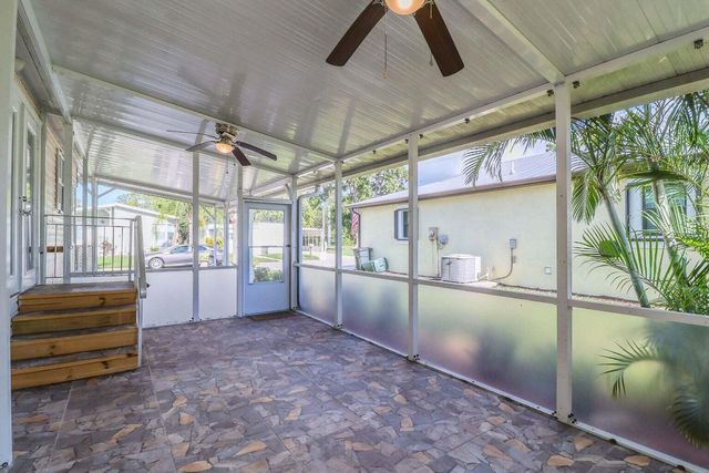 3 Espanola Lane, Port St. Lucie, Port St Lucie, FL 34952