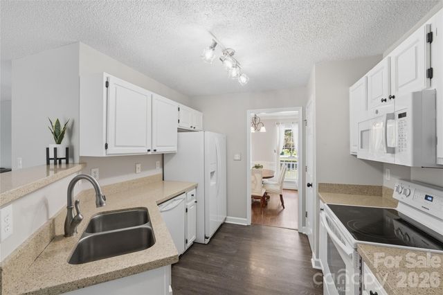 5038 Scaleybark Court, Indian Trail, NC 28079