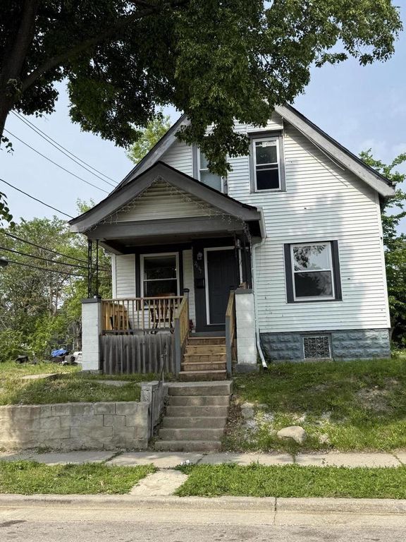 2667 N 36th STREET, Milwaukee, WI 53210