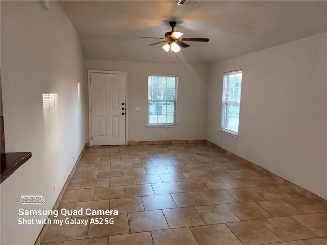 2505 S Oak LN A, Georgetown, TX 78628