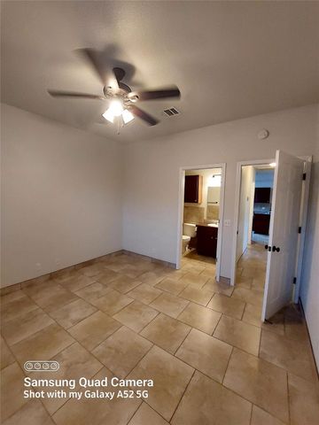 2505 S Oak LN A, Georgetown, TX 78628
