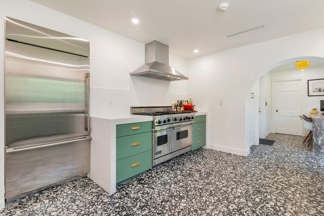 265 Rilyn Drive, West Palm Beach, FL 33405