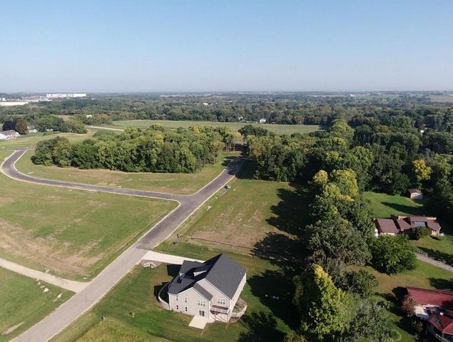 Lot 33 Wooded Ridge Trail, Cottage Grove, WI 53527