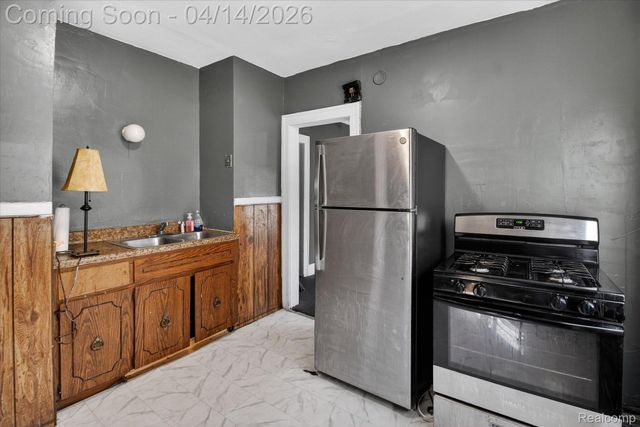 12283 Cheyenne Street, Detroit, MI 48227