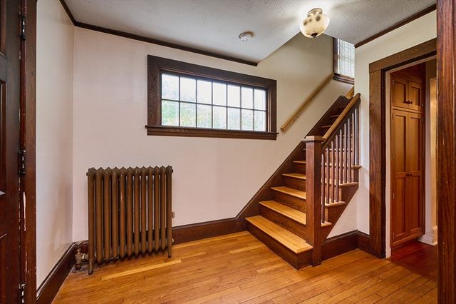 9 Mcclure St, Amherst, MA 01002
