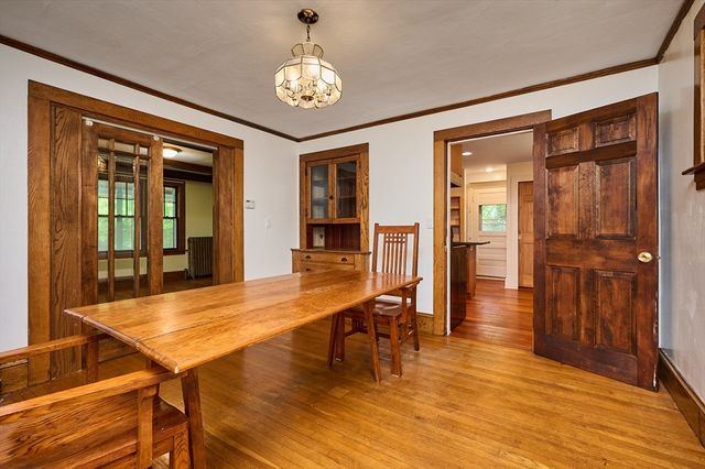9 Mcclure St, Amherst, MA 01002