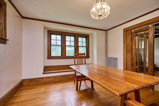 9 Mcclure St, Amherst, MA 01002