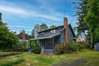 9 Mcclure St, Amherst, MA 01002