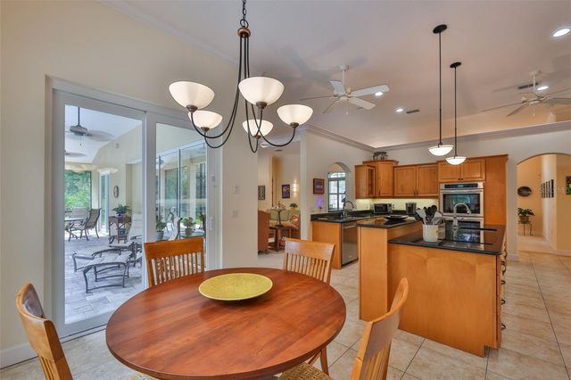 11 GRANDIFLORAS COURT, Homosassa, FL 34446