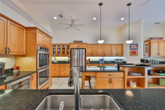 11 GRANDIFLORAS COURT, Homosassa, FL 34446