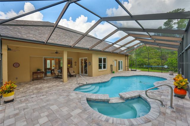 11 GRANDIFLORAS COURT, Homosassa, FL 34446