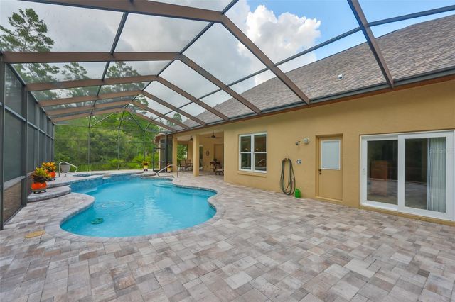 11 GRANDIFLORAS COURT, Homosassa, FL 34446