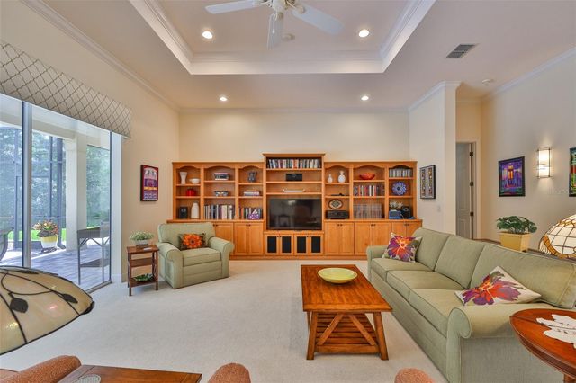 11 GRANDIFLORAS COURT, Homosassa, FL 34446